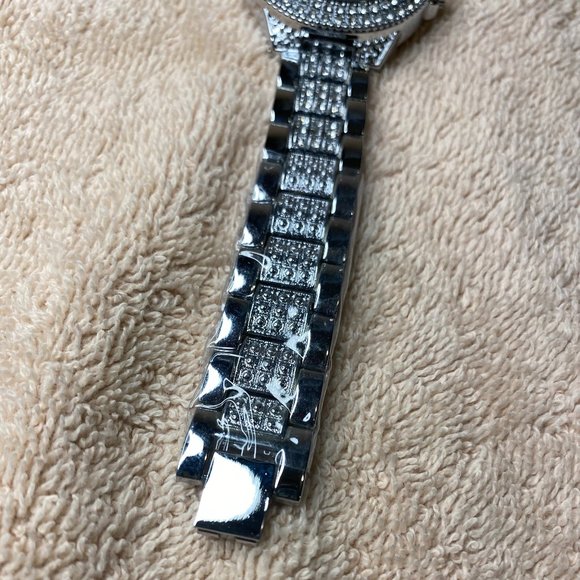 Michael Kors Women's Watch - Picture 5 of 10